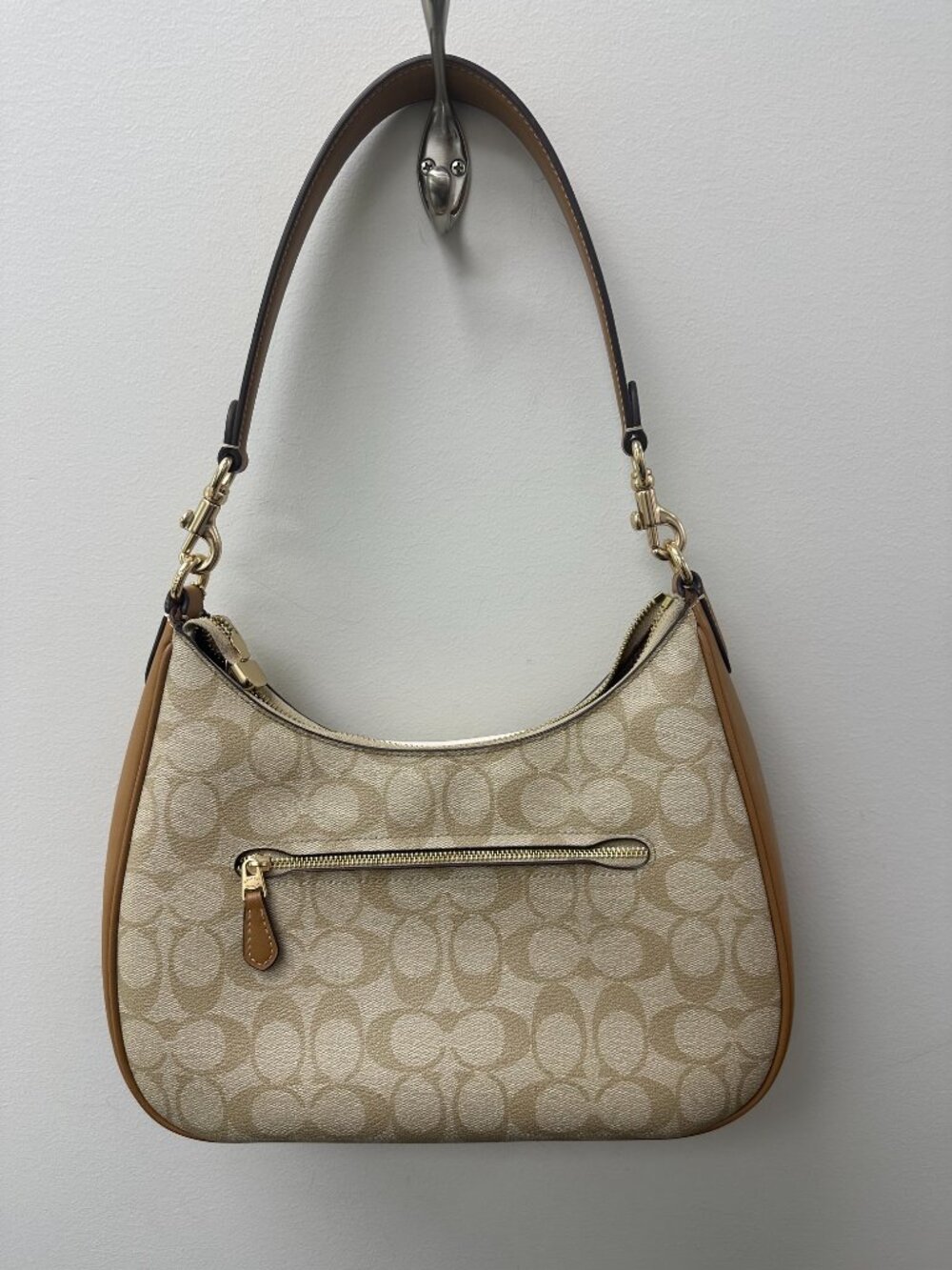 Teri Hobo in Signature Canvas With Stripe - Picture 3 of 5